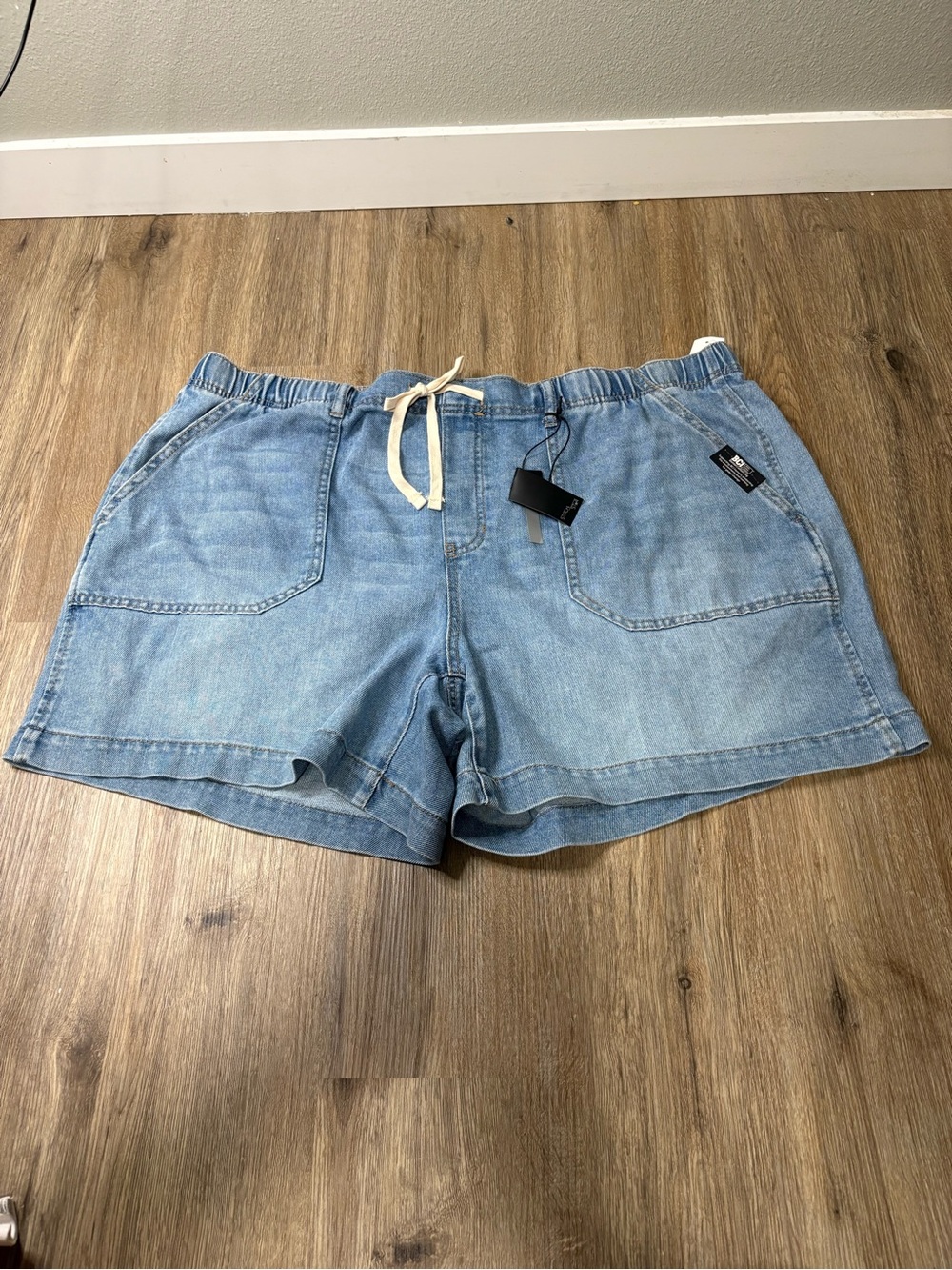 Stitch Star Denim Shorts 3X NWT Elastic Waist Drawstring Utility Pockets